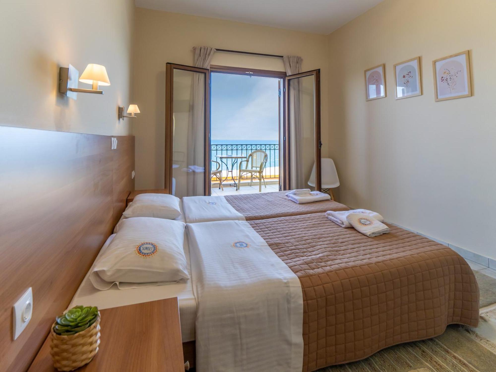 קסירופיגאדו Sunset Hotel מראה חיצוני תמונה