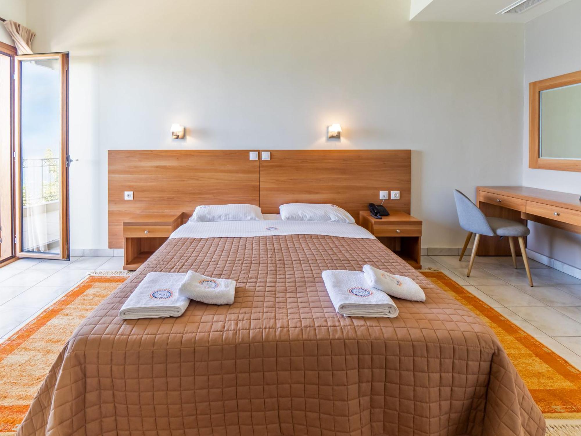 קסירופיגאדו Sunset Hotel מראה חיצוני תמונה